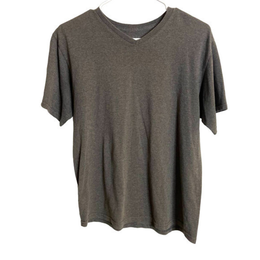 V Neck